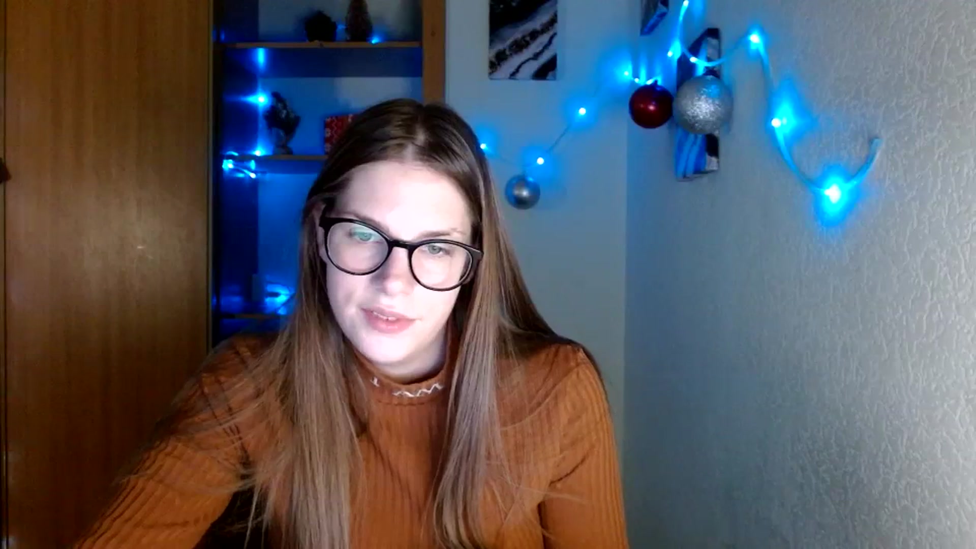 Gallery image thumbnail from Ur_Jenny's myfreecams stream on, 12/25/2023, 14:20 image 17 of 20