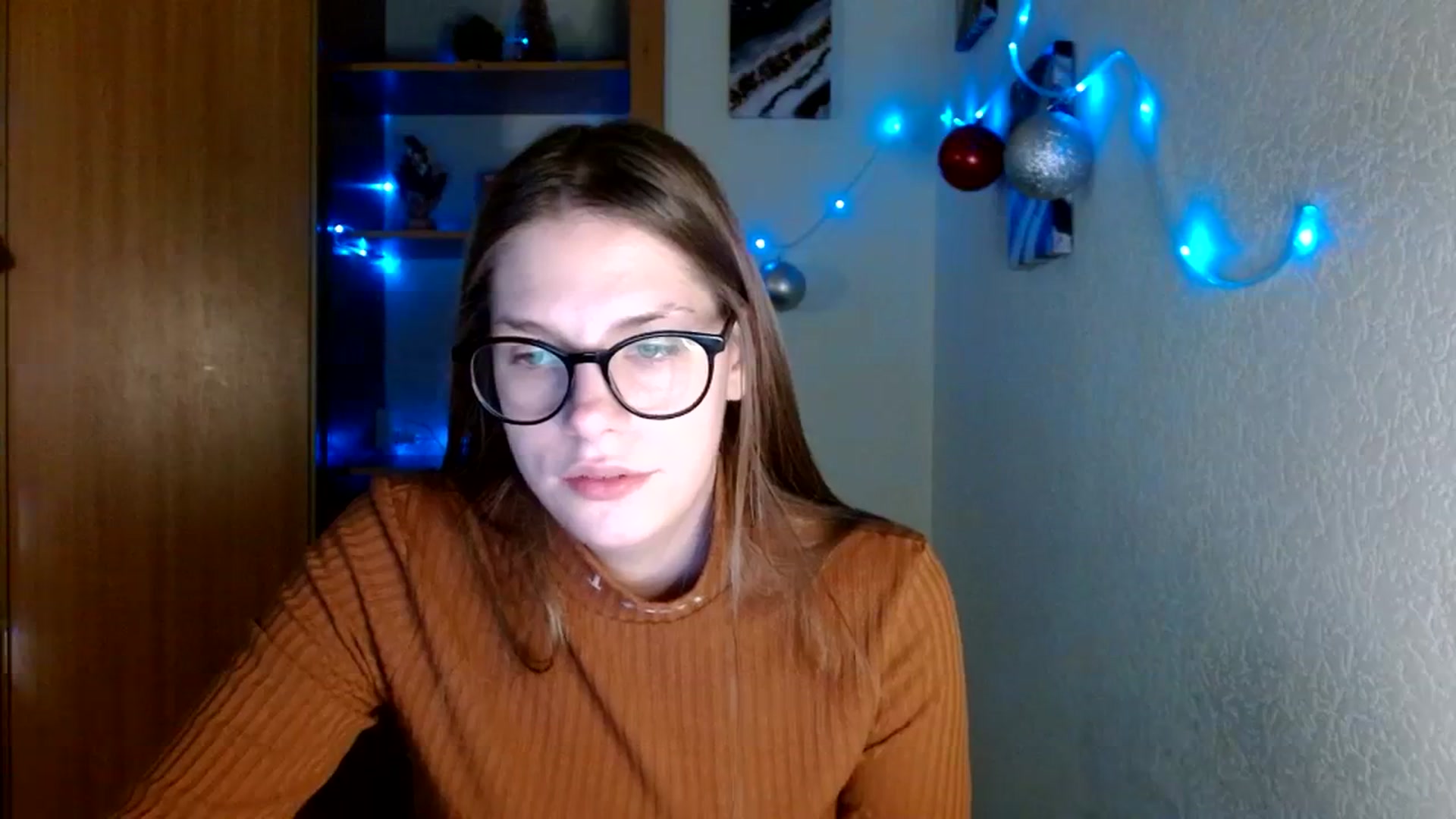 Gallery image thumbnail from Ur_Jenny's myfreecams stream on, 12/25/2023, 14:20 image 11 of 20