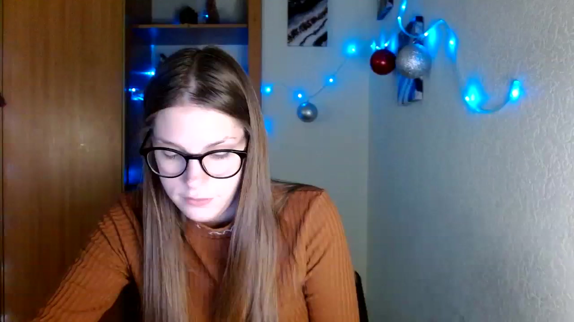 Gallery image thumbnail from Ur_Jenny's myfreecams stream on, 12/25/2023, 14:20 image 1 of 20