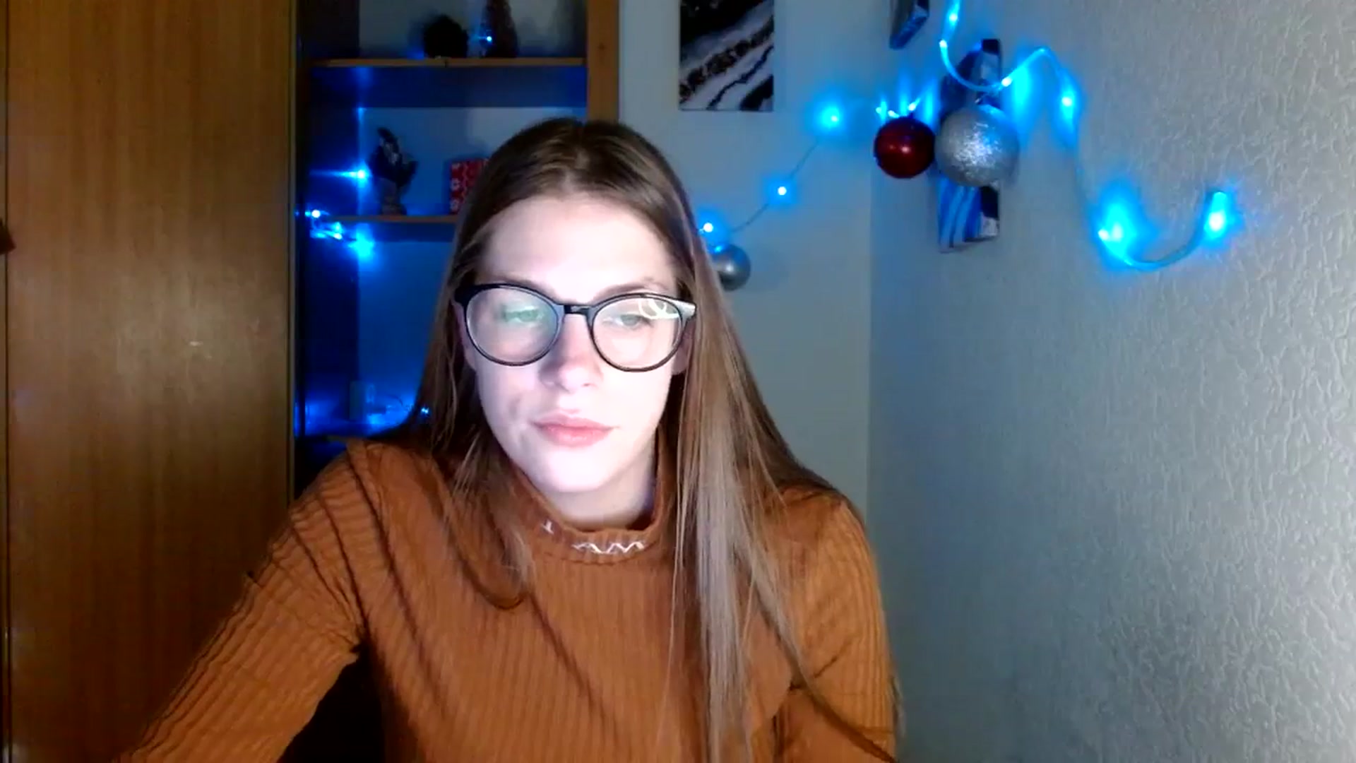 Gallery image thumbnail from Ur_Jenny's myfreecams stream on, 12/25/2023, 14:20 image 14 of 20