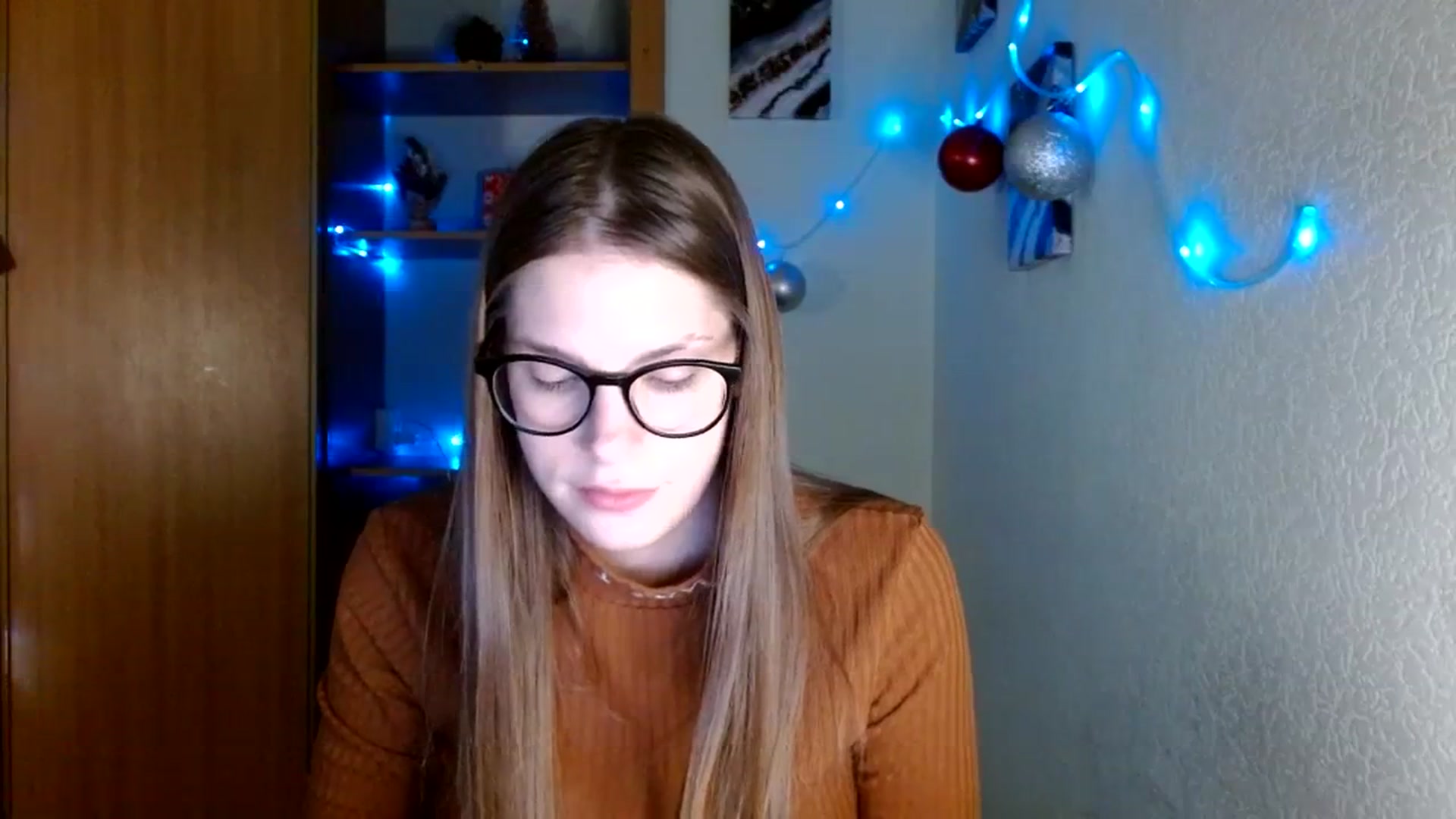 Gallery image thumbnail from Ur_Jenny's myfreecams stream on, 12/25/2023, 14:20 image 3 of 20
