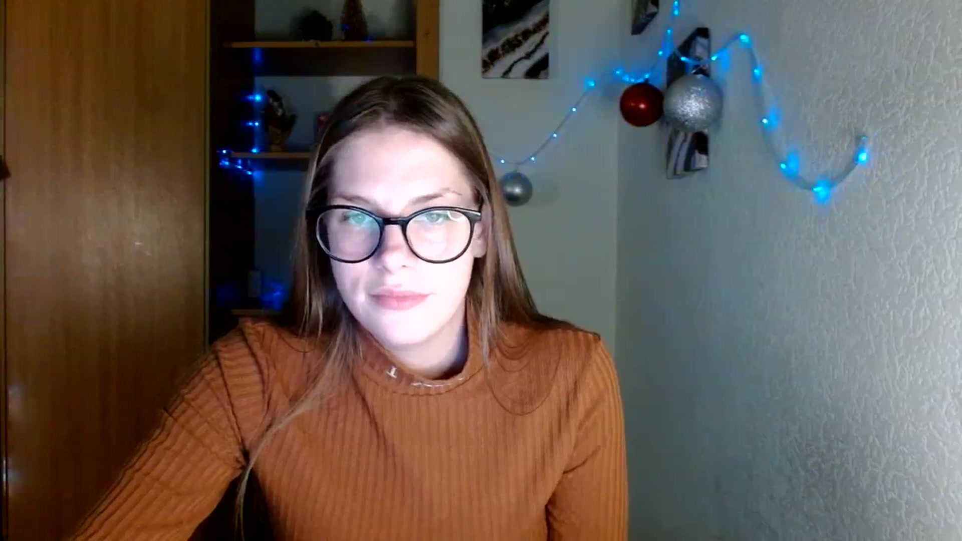 Gallery image thumbnail from Ur_Jenny's myfreecams stream on, 12/25/2023, 14:40 image 12 of 20