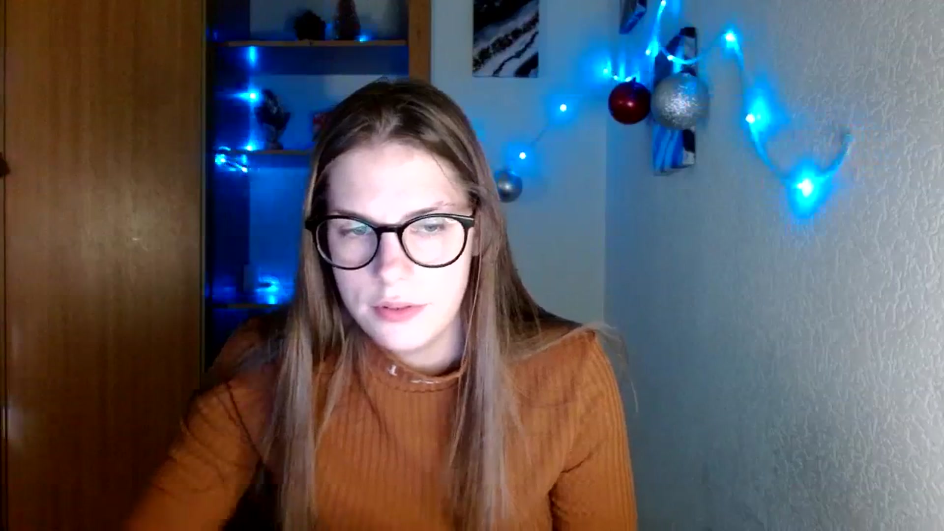 Gallery image thumbnail from Ur_Jenny's myfreecams stream on, 12/25/2023, 14:40 image 17 of 20