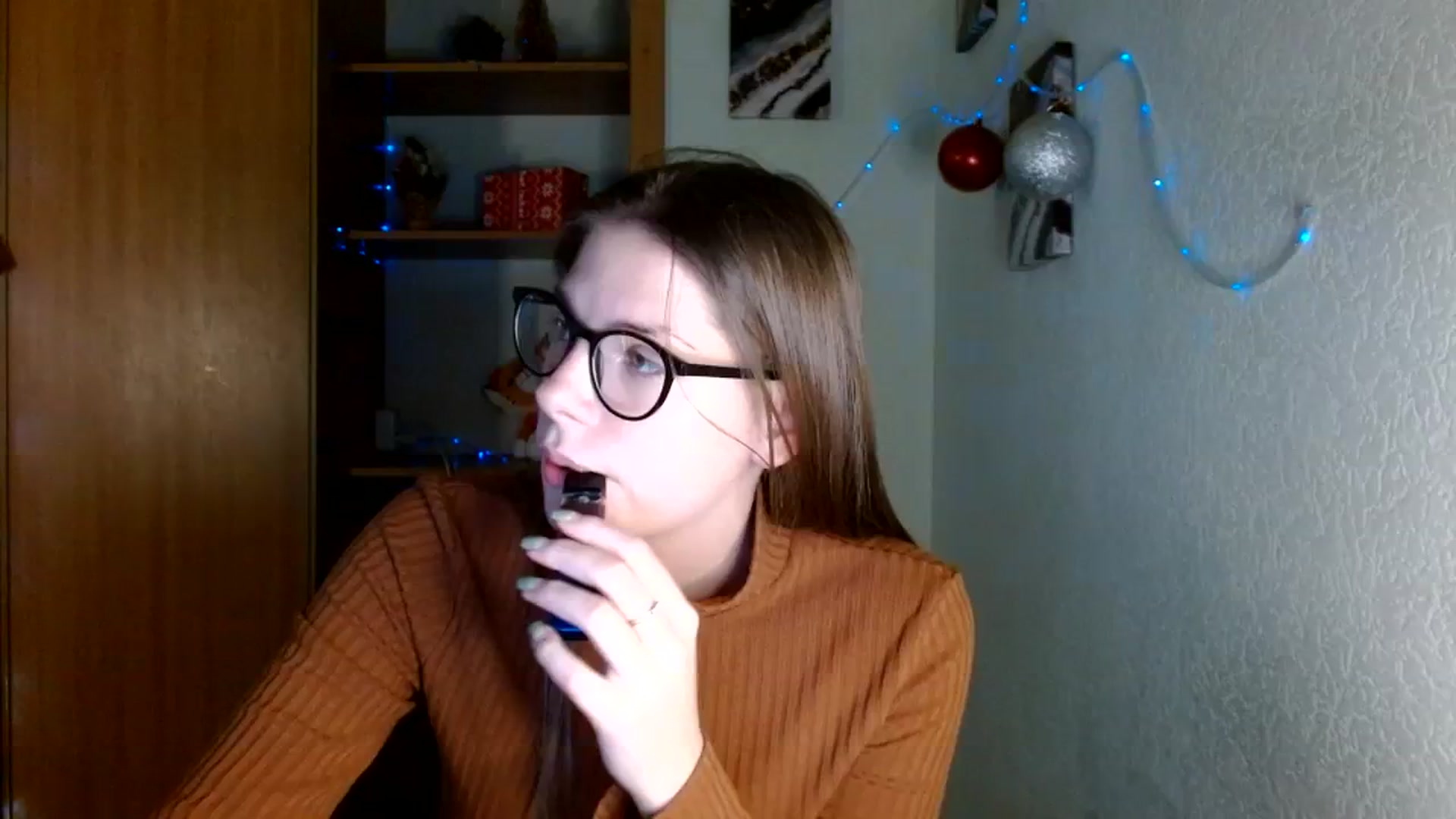 Gallery image thumbnail from Ur_Jenny's myfreecams stream on, 12/25/2023, 14:40 image 20 of 20