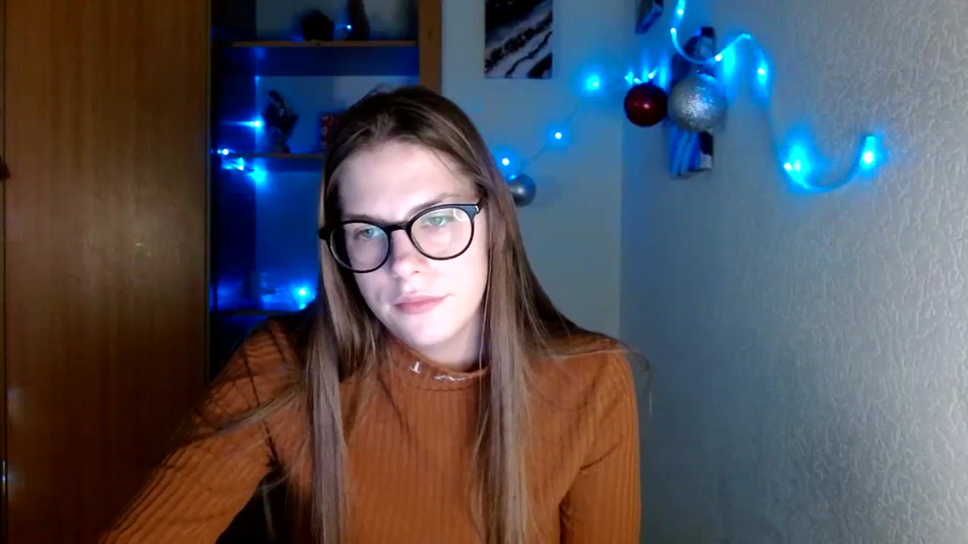 Gallery image thumbnail from Ur_Jenny's myfreecams stream on, 12/25/2023, 14:40 image 18 of 20