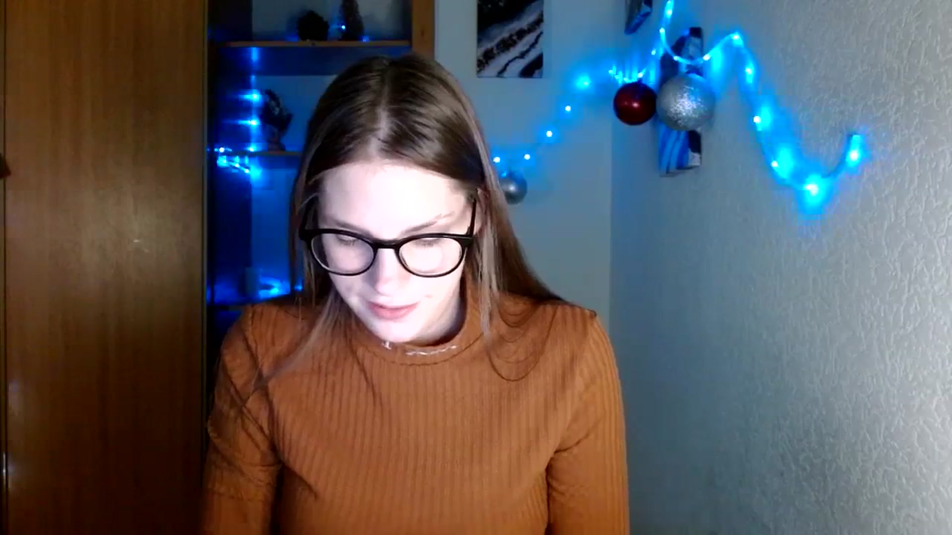 Gallery image thumbnail from Ur_Jenny's myfreecams stream on, 12/25/2023, 14:40 image 11 of 20