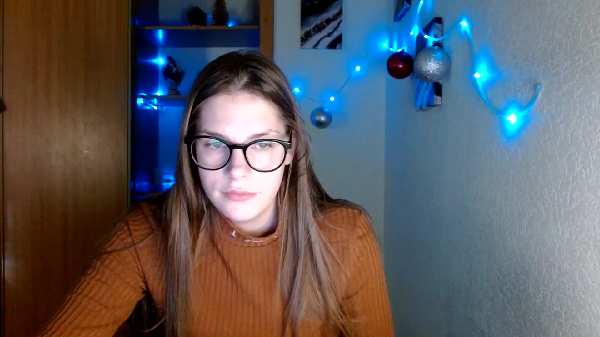 Gallery image thumbnail from Ur_Jenny's myfreecams stream on, 12/25/2023, 14:40 image 15 of 20