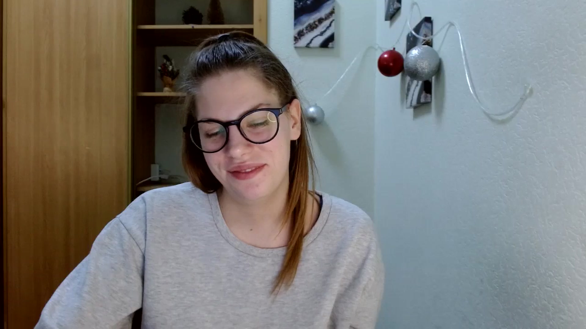 Gallery image thumbnail from Ur_Jenny's myfreecams stream on, 12/26/2023, 12:49 image 13 of 20