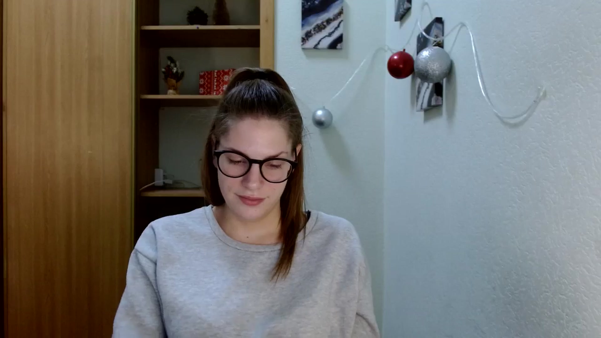Gallery image thumbnail from Ur_Jenny's myfreecams stream on, 12/26/2023, 12:49 image 16 of 20
