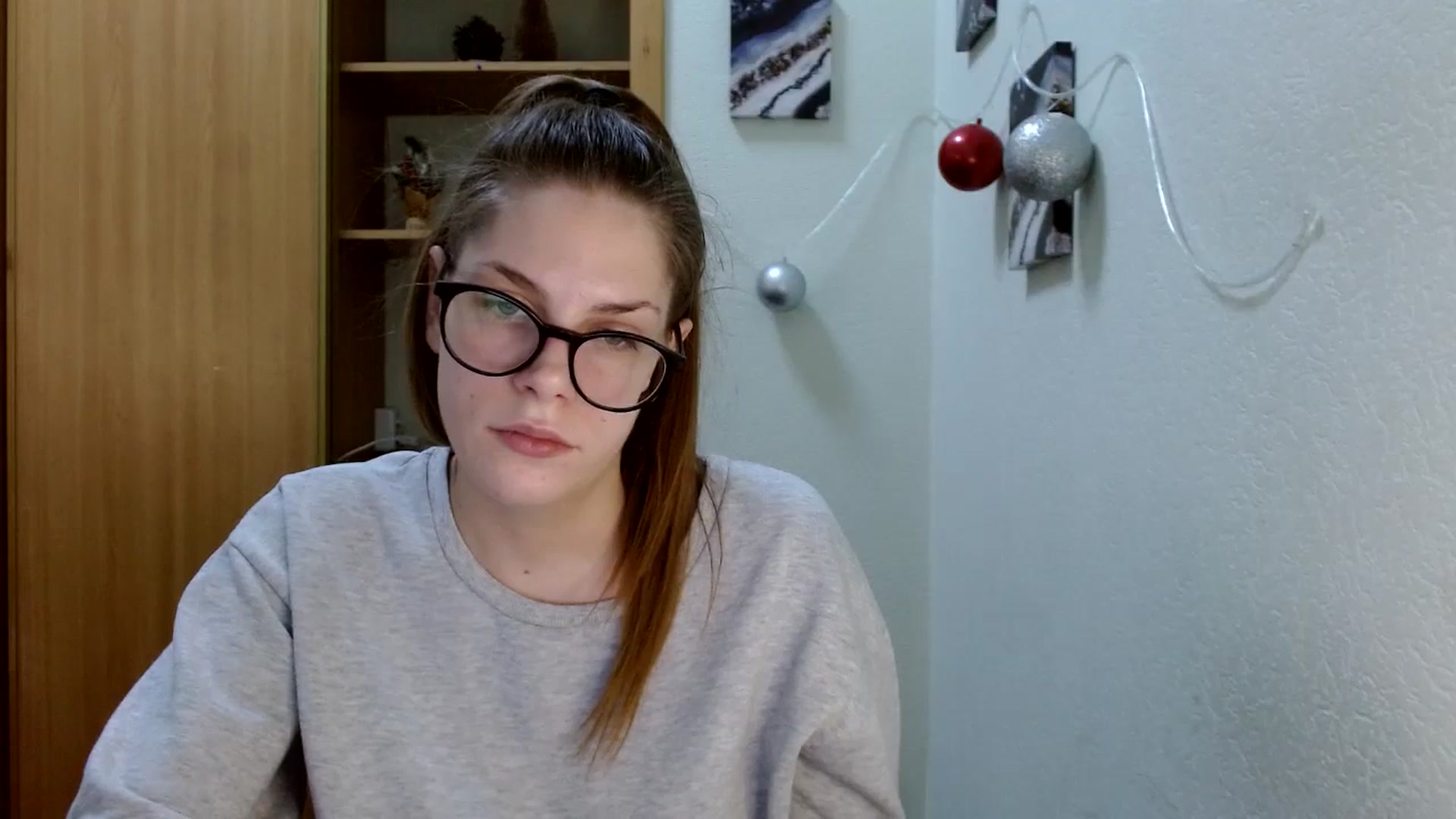 Gallery image thumbnail from Ur_Jenny's myfreecams stream on, 12/26/2023, 12:49 image 7 of 20