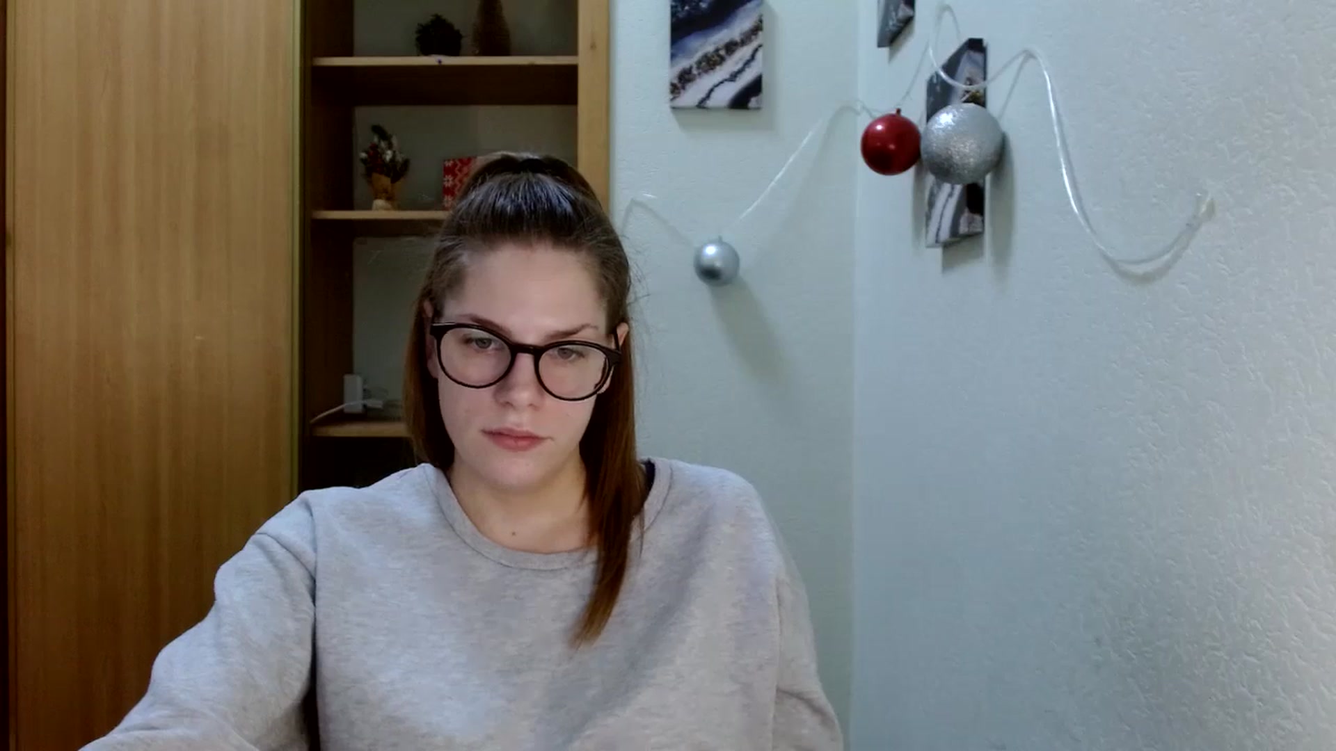 Gallery image thumbnail from Ur_Jenny's myfreecams stream on, 12/26/2023, 12:49 image 17 of 20