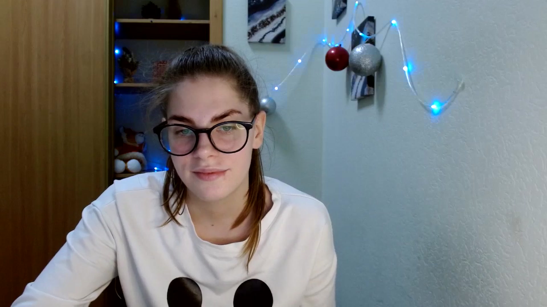 Gallery image thumbnail from Ur_Jenny's myfreecams stream on, 12/31/2023, 16:02 image 8 of 20