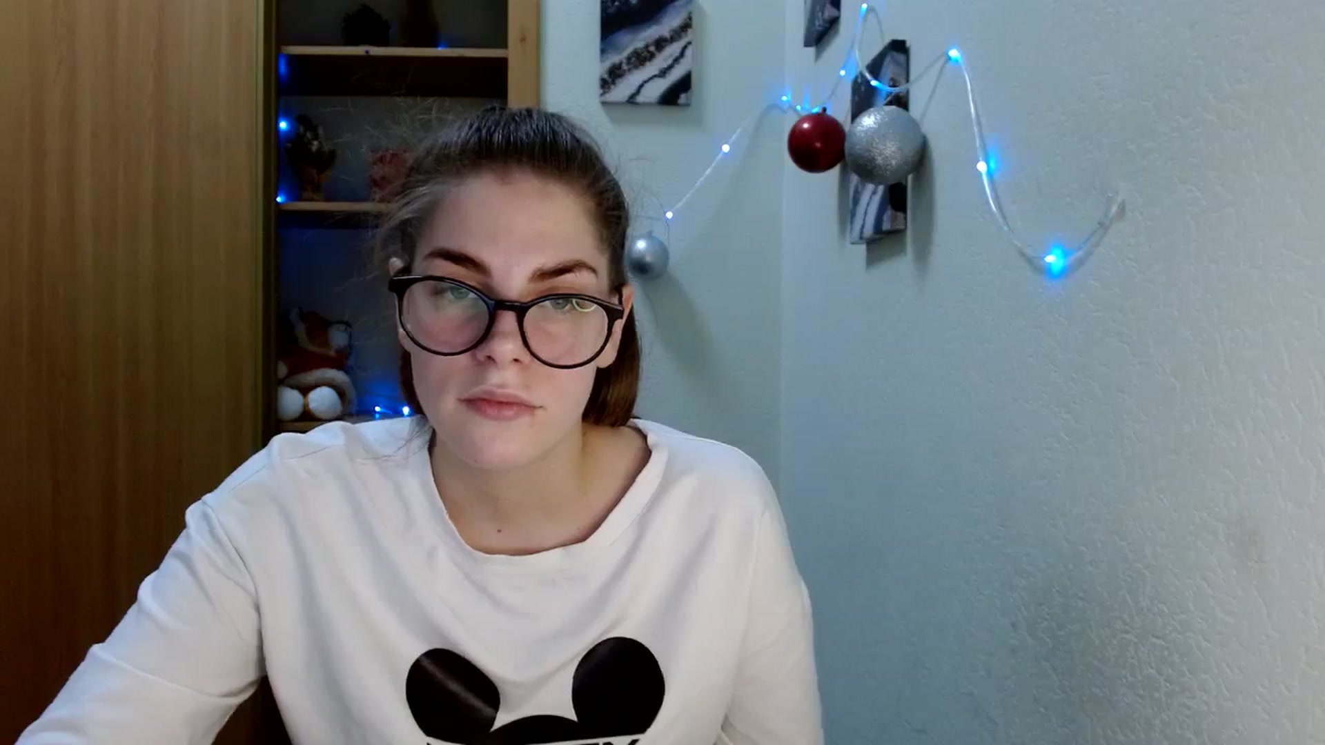 Gallery image thumbnail from Ur_Jenny's myfreecams stream on, 12/31/2023, 16:02 image 2 of 20