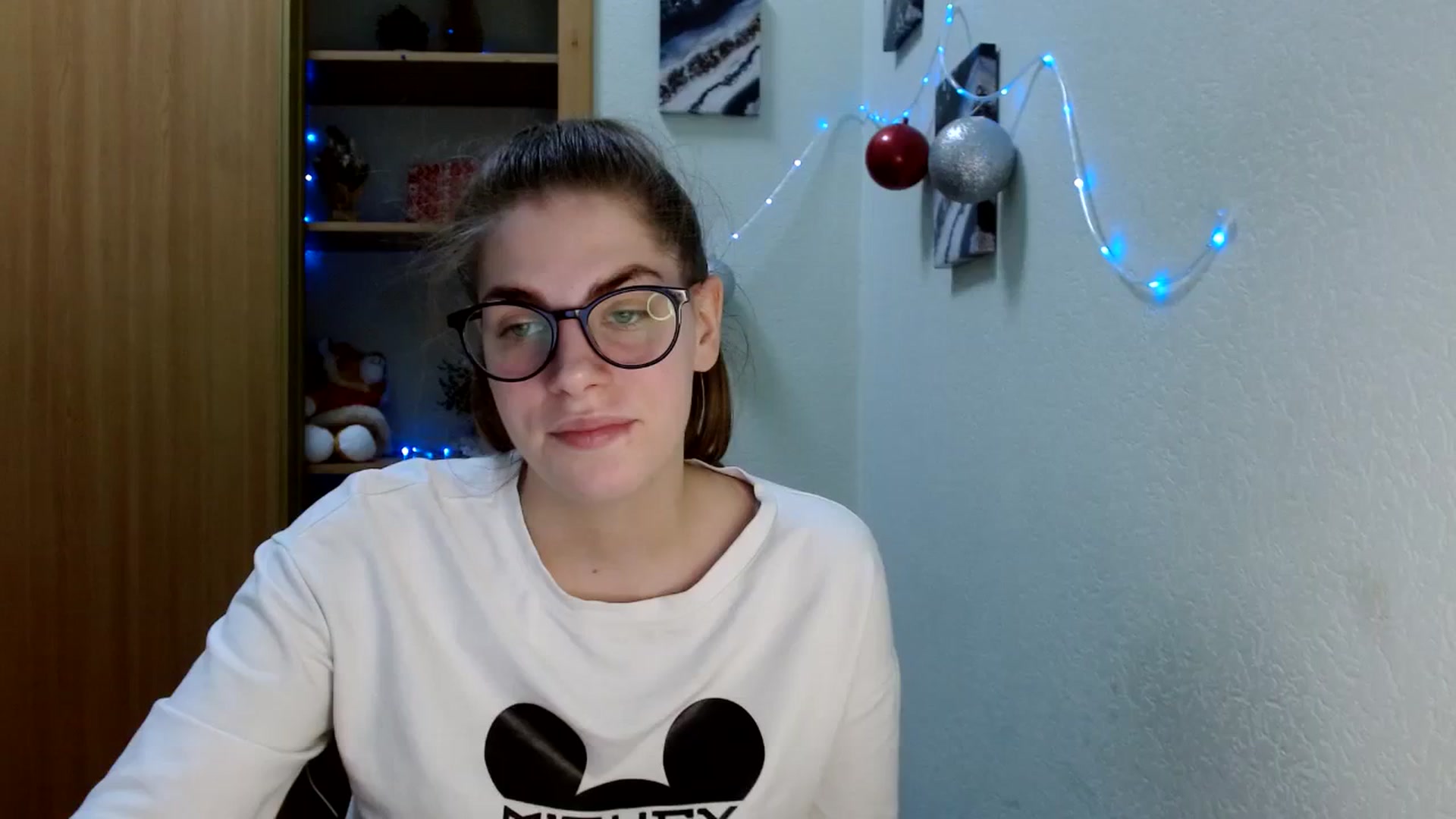 Gallery image thumbnail from Ur_Jenny's myfreecams stream on, 12/31/2023, 16:02 image 1 of 20