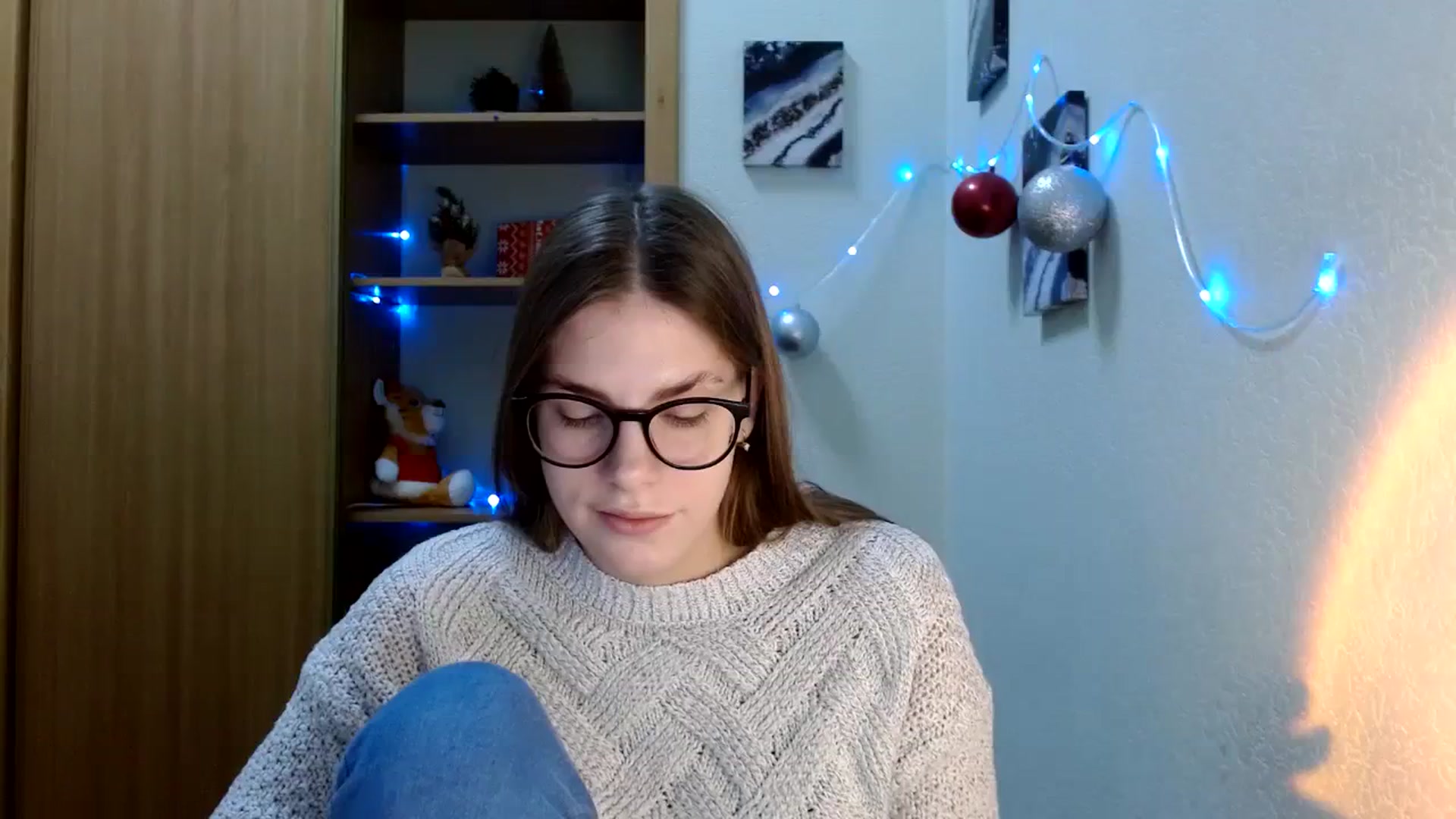 Gallery image thumbnail from Ur_Jenny's myfreecams stream on, 01/11/2024, 10:10 image 1 of 20
