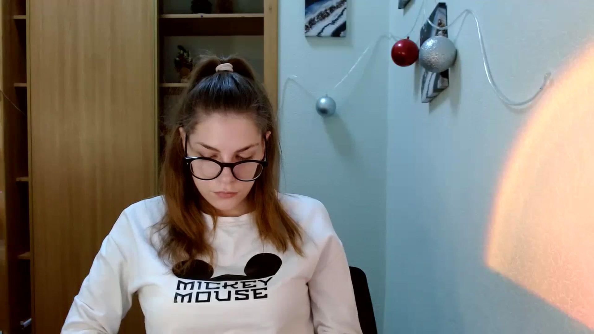 Gallery image thumbnail from Ur_Jenny's myfreecams stream on, 01/16/2024, 12:46 image 4 of 20