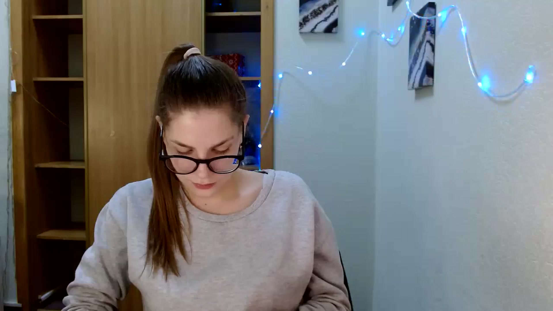 Gallery image thumbnail from Ur_Jenny's myfreecams stream on, 01/19/2024, 16:20 image 19 of 20