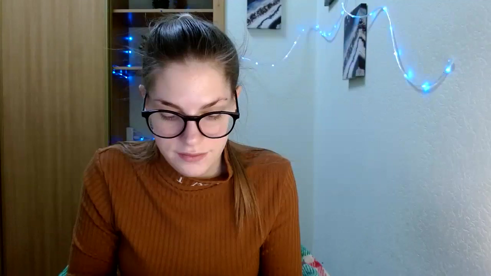 Gallery image thumbnail from Ur_Jenny's myfreecams stream on, 01/23/2024, 13:45 image 20 of 20