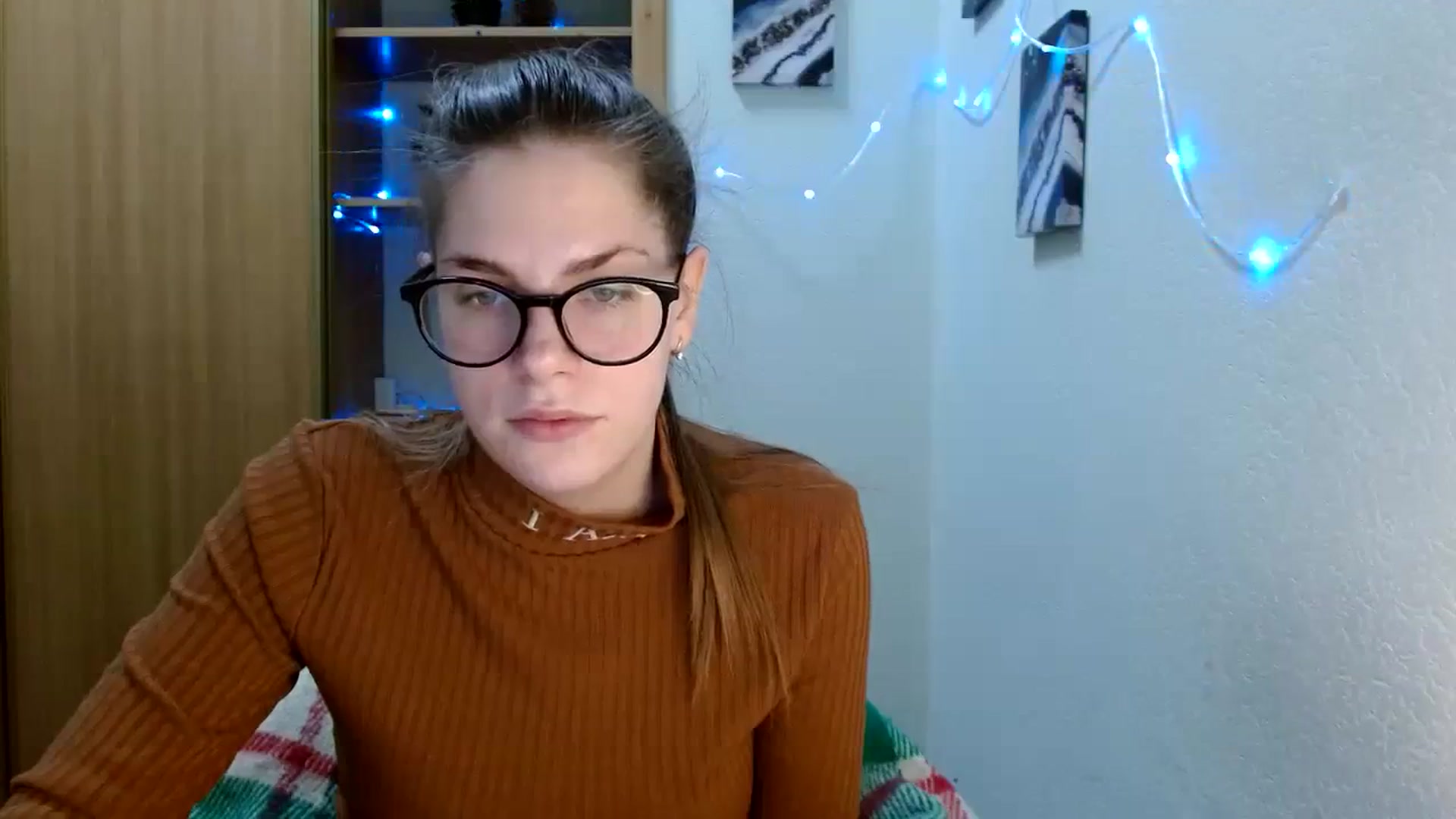 Gallery image thumbnail from Ur_Jenny's myfreecams stream on, 01/23/2024, 13:45 image 19 of 20