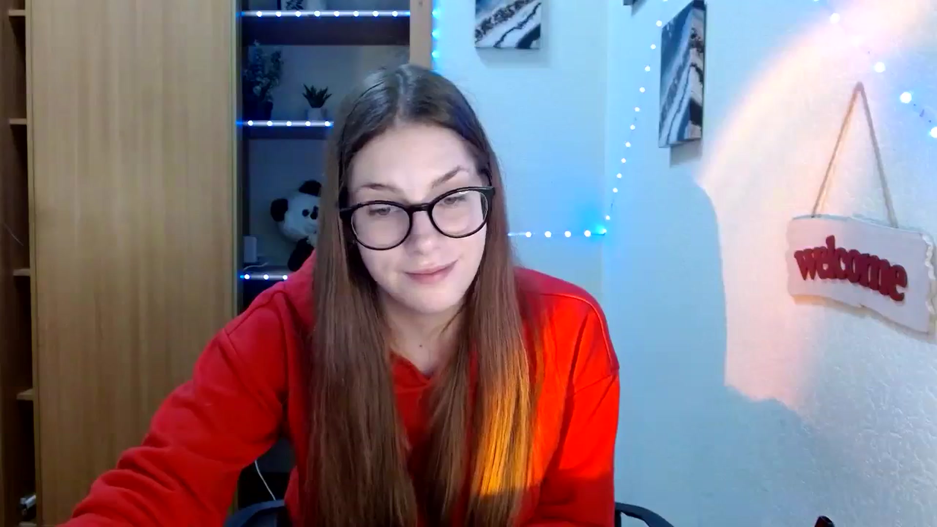 Gallery image thumbnail from Ur_Jenny's myfreecams stream on, 02/12/2024, 12:17 image 9 of 20