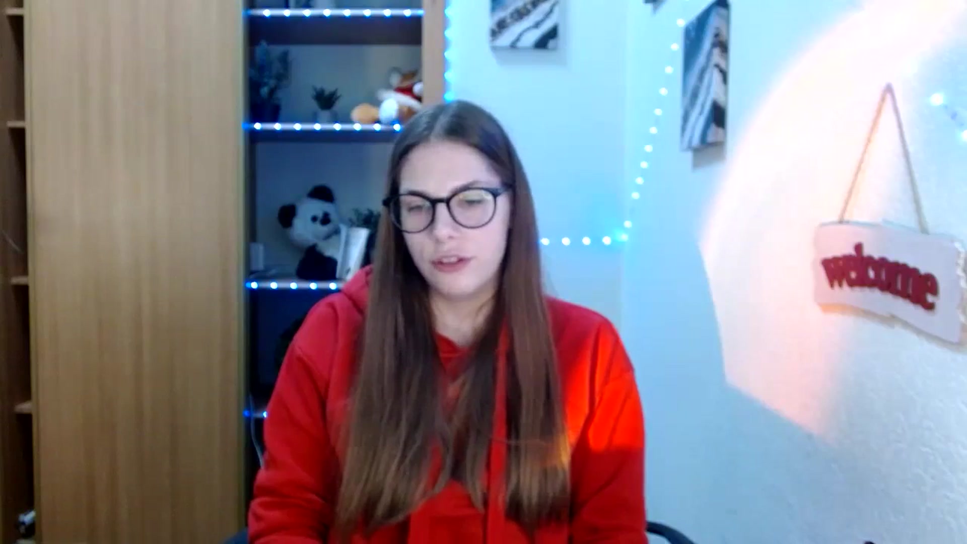 Gallery image thumbnail from Ur_Jenny's myfreecams stream on, 02/12/2024, 12:17 image 7 of 20