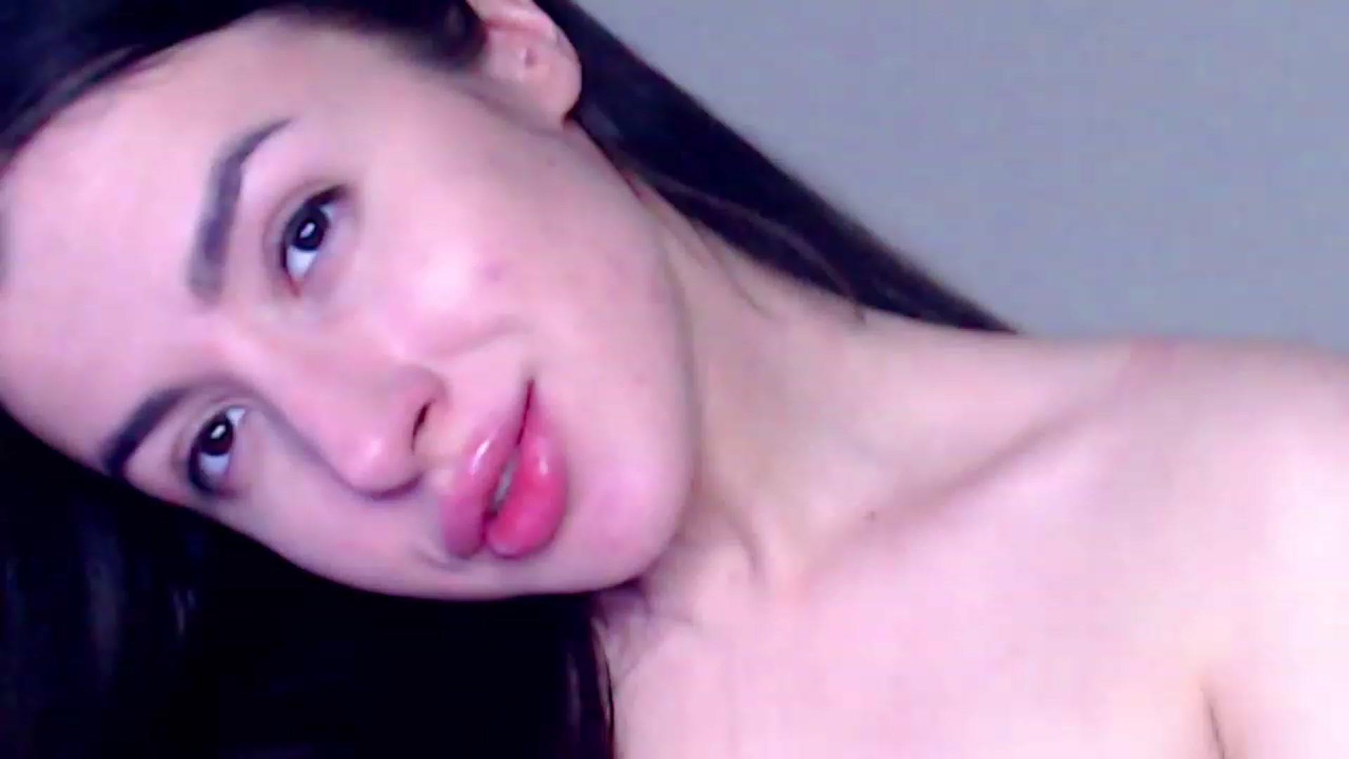 Gallery image thumbnail from Ur_Sexy_Woman's myfreecams stream on, 12/26/2022, 10:33 image 17 of 20