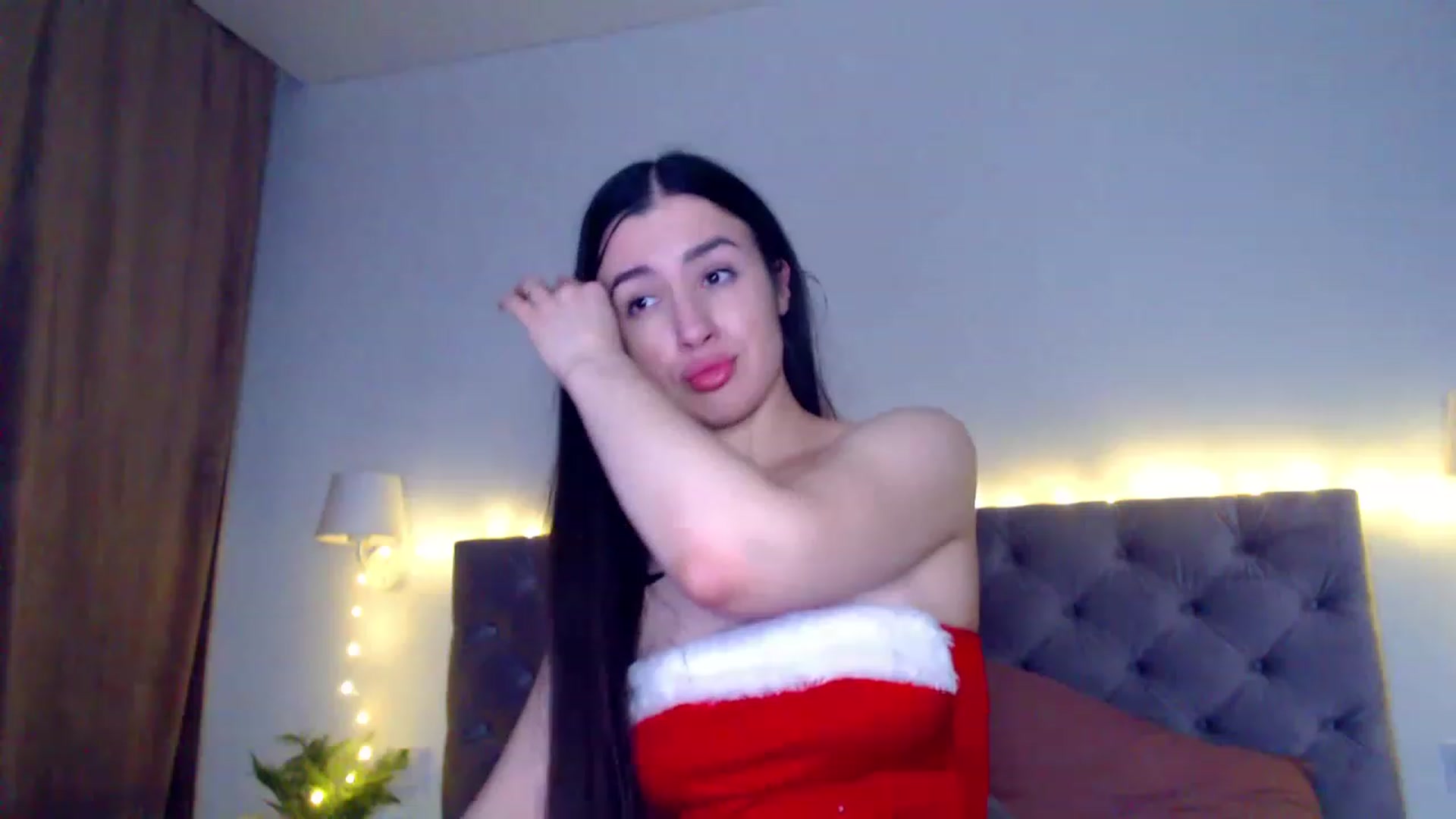 Gallery image thumbnail from Ur_Sexy_Woman's myfreecams stream on, 12/31/2022, 22:18 image 10 of 20