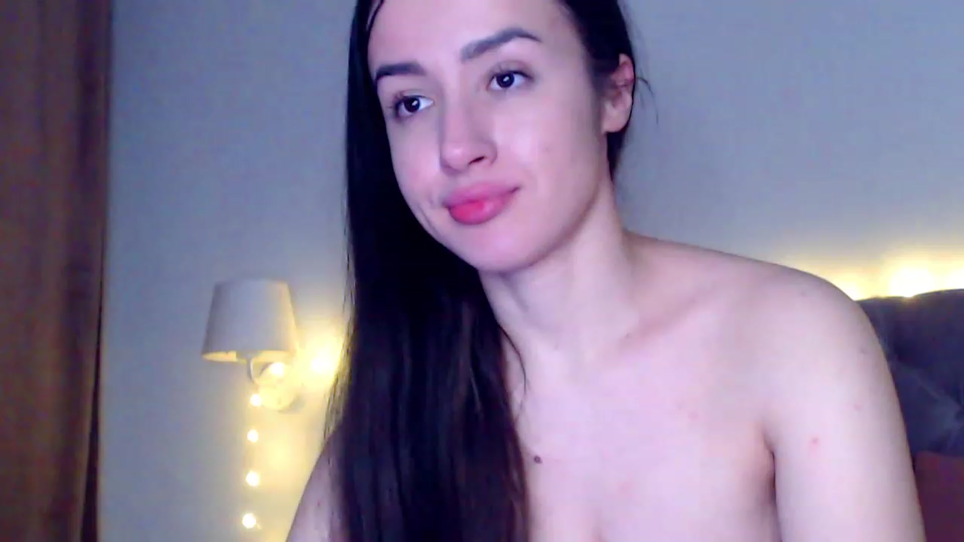 Gallery image thumbnail from Ur_Sexy_Woman's myfreecams stream on, 12/31/2022, 22:18 image 1 of 20