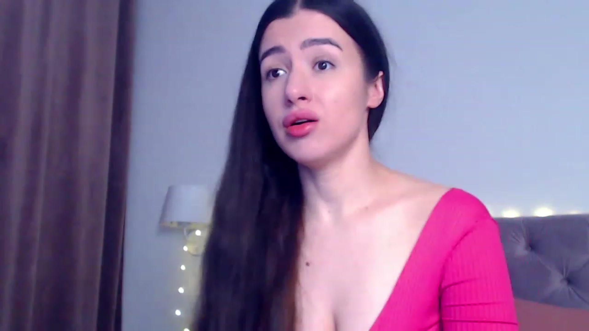 Gallery image thumbnail from Ur_Sexy_Woman's myfreecams stream on, 01/02/2023, 09:16 image 10 of 20