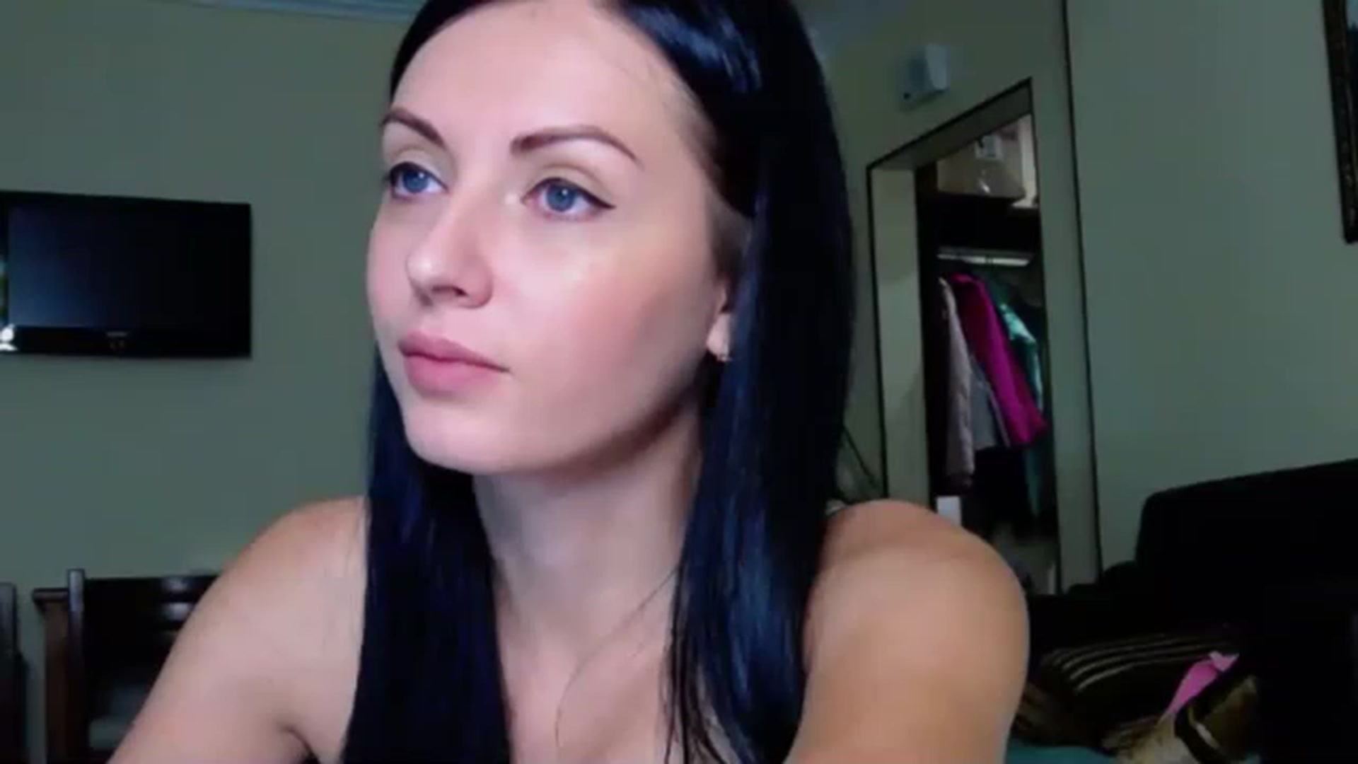 Gallery image thumbnail from Ur_kittycat's myfreecams stream on, 11/26/2022, 17:10 image 2 of 20