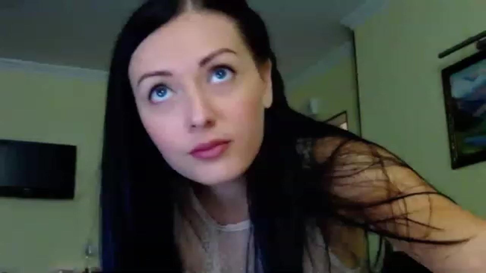 Gallery image thumbnail from Ur_kittycat's myfreecams stream on, 11/29/2022, 16:14 image 10 of 20