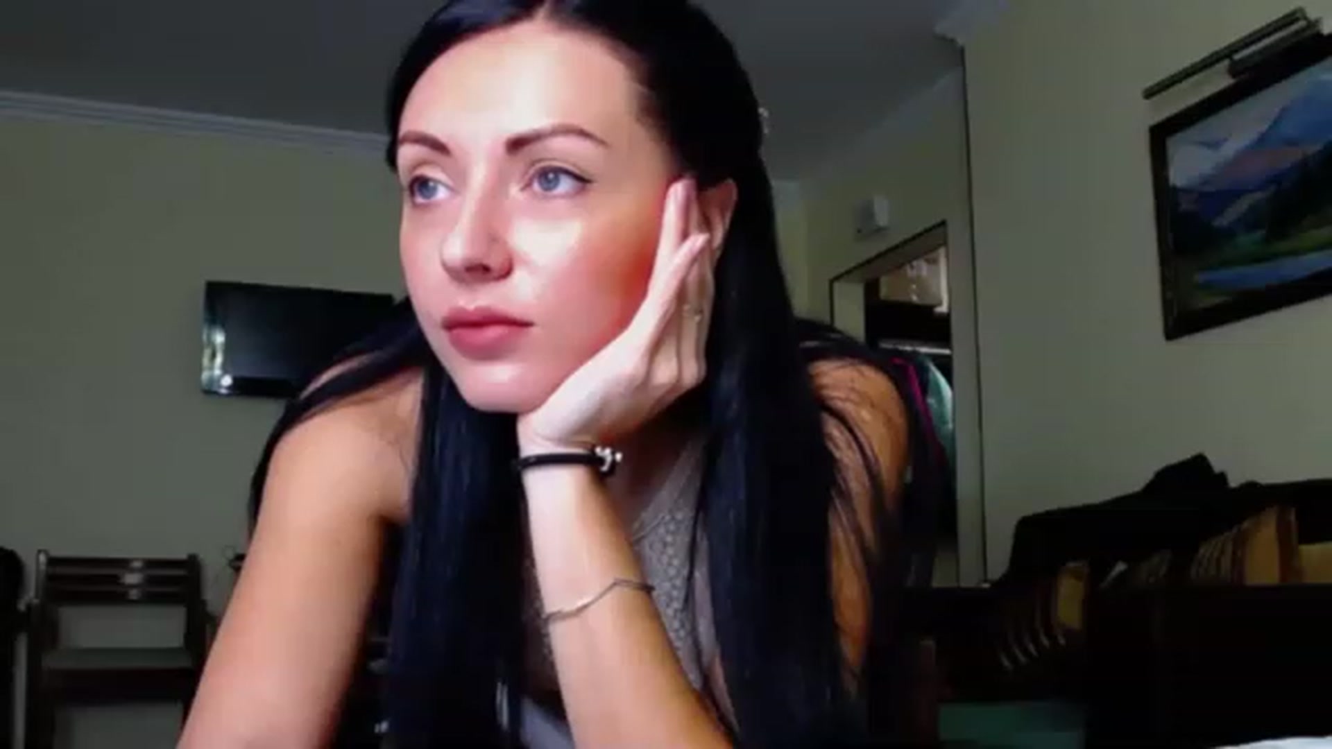 Gallery image thumbnail from Ur_kittycat's myfreecams stream on, 12/07/2022, 16:10 image 7 of 20