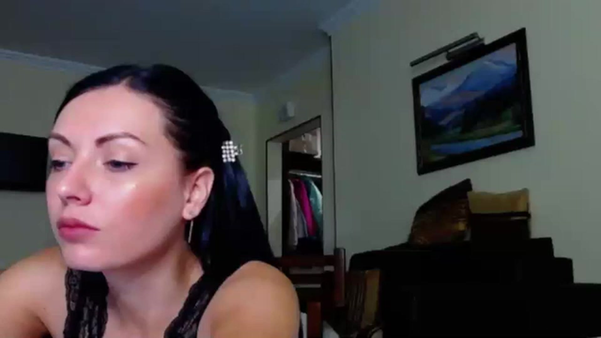 Gallery image thumbnail from Ur_kittycat's myfreecams stream on, 12/08/2022, 16:03 image 16 of 20