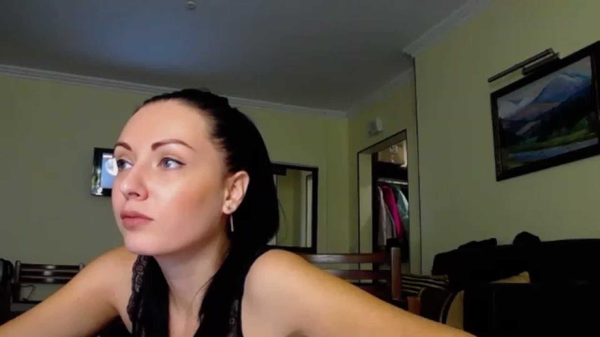 Gallery image thumbnail from Ur_kittycat's myfreecams stream on, 12/10/2022, 14:46 image 20 of 20