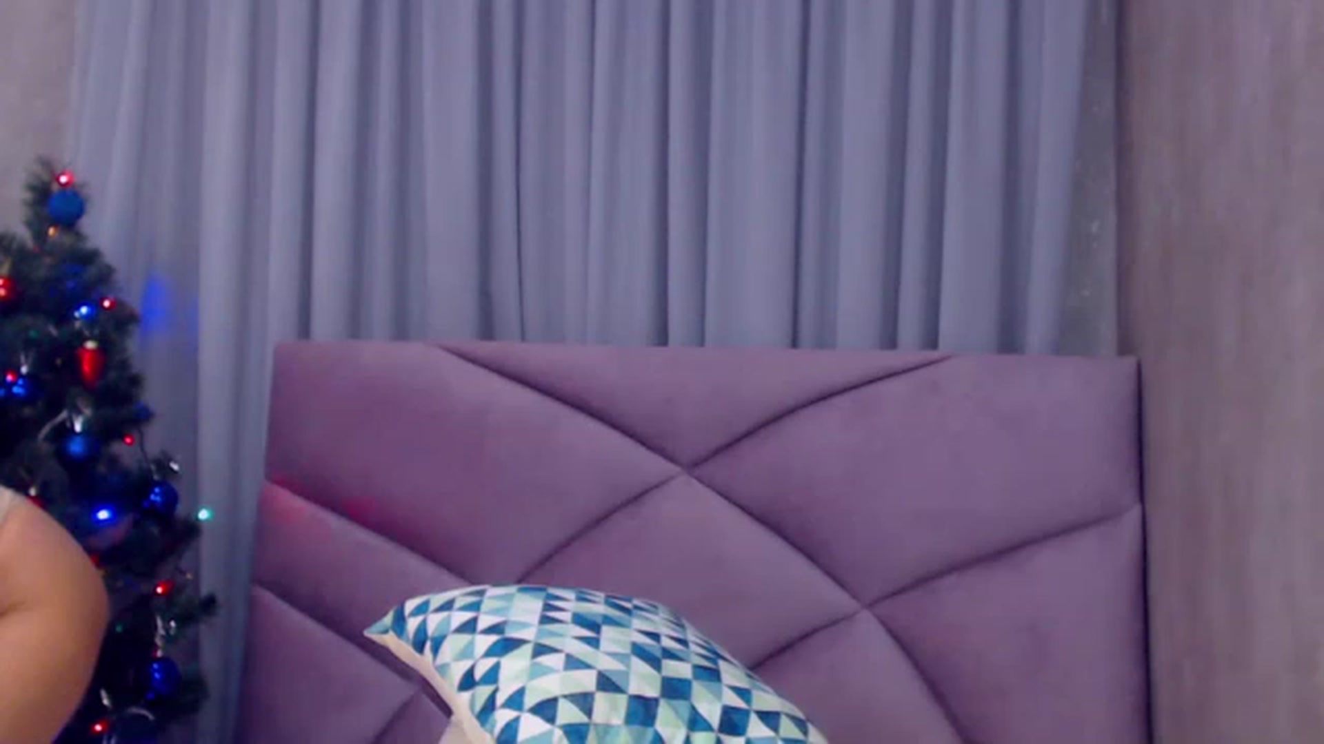 Gallery image thumbnail from Ur_kittycat's myfreecams stream on, 12/23/2022, 23:53 image 4 of 20