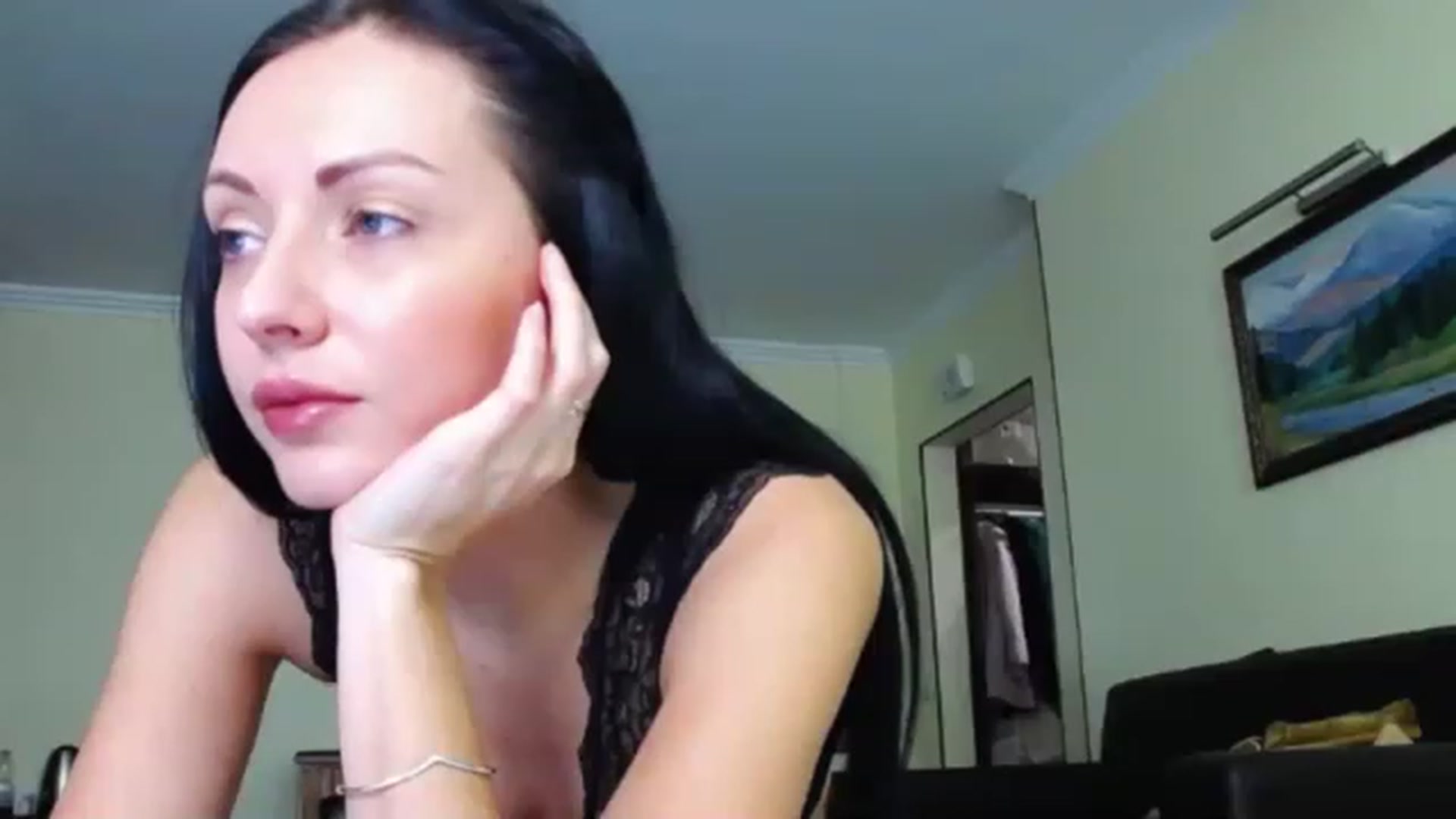 Gallery image thumbnail from Ur_kittycat's myfreecams stream on, 01/19/2023, 16:26 image 5 of 20