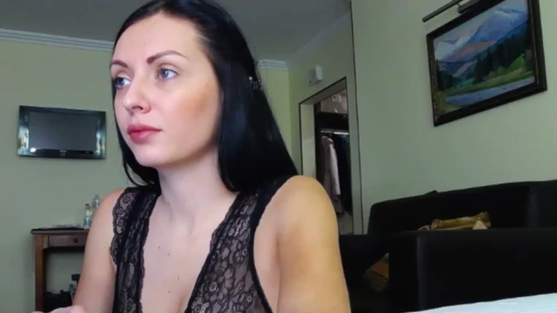Gallery image thumbnail from Ur_kittycat's myfreecams stream on, 01/19/2023, 17:00 image 11 of 20