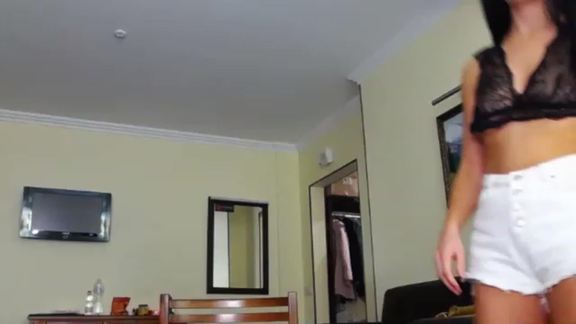 Gallery image thumbnail from Ur_kittycat's myfreecams stream on, 01/19/2023, 17:00 image 18 of 20