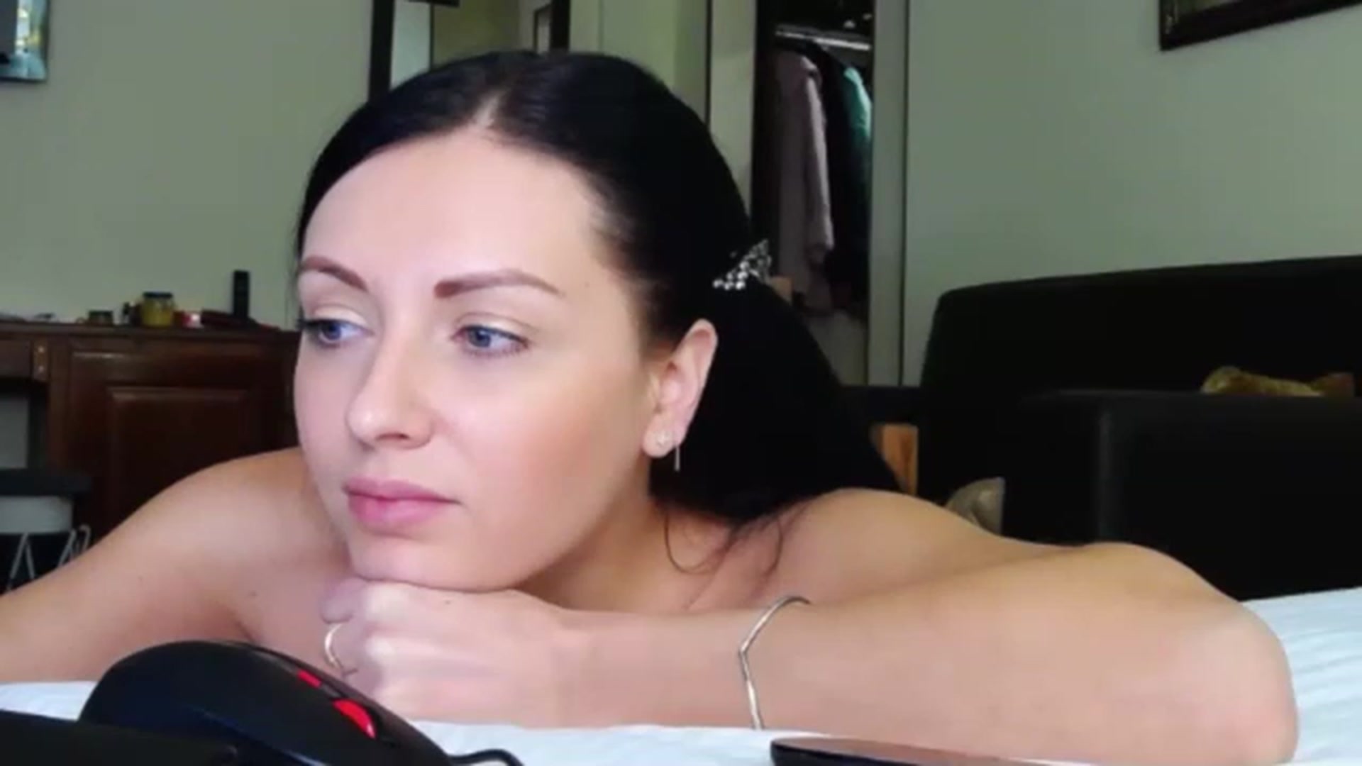 Gallery image thumbnail from Ur_kittycat's myfreecams stream on, 01/21/2023, 16:50 image 16 of 20