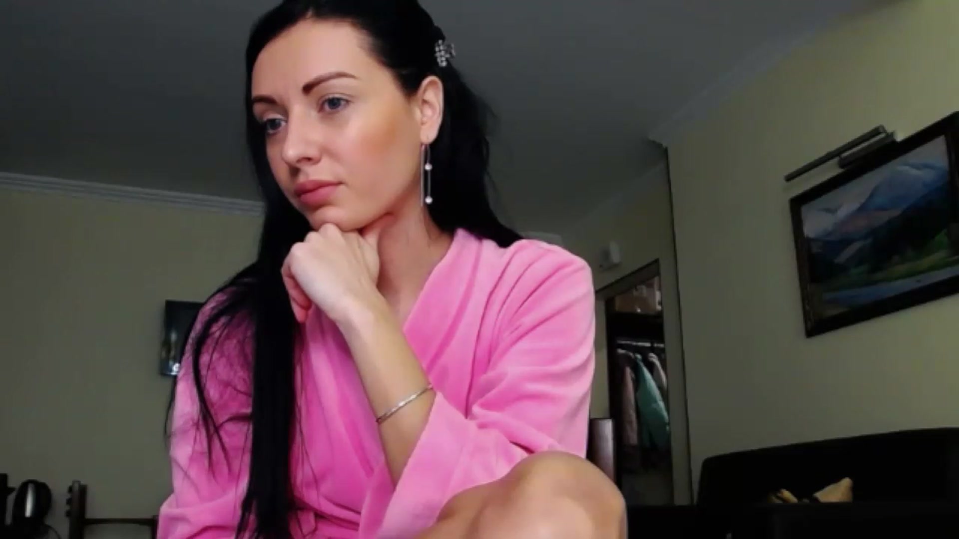 Gallery image thumbnail from Ur_kittycat's myfreecams stream on, 02/10/2023, 16:24 image 7 of 20
