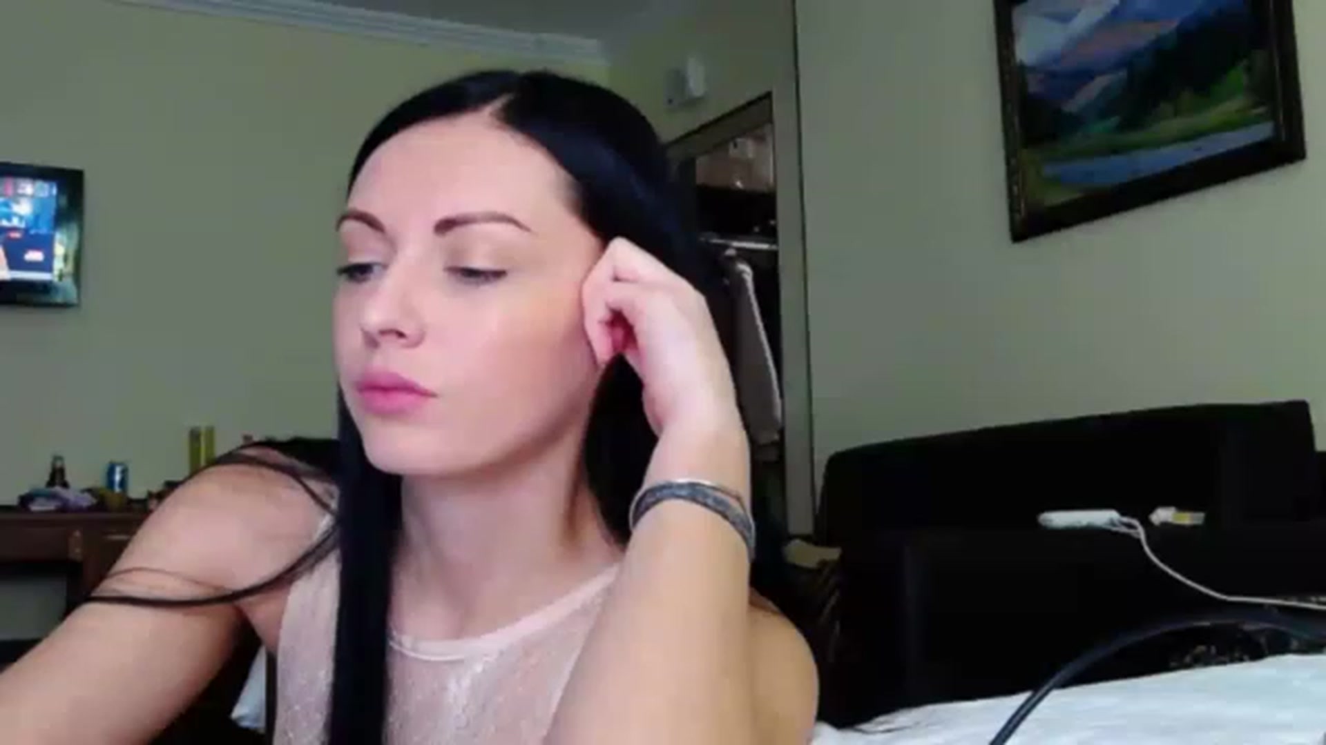 Gallery image thumbnail from Ur_kittycat's myfreecams stream on, 02/17/2023, 18:43 image 15 of 20