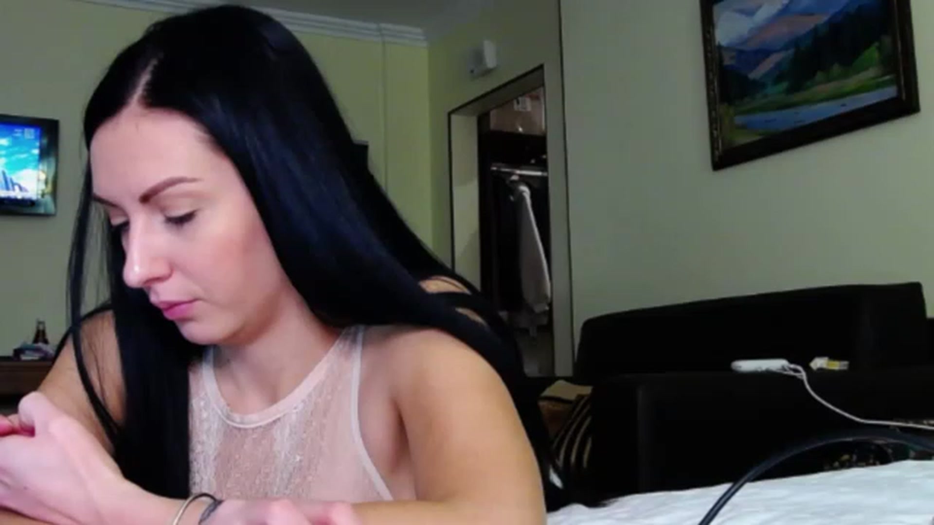 Gallery image thumbnail from Ur_kittycat's myfreecams stream on, 02/17/2023, 18:43 image 10 of 20