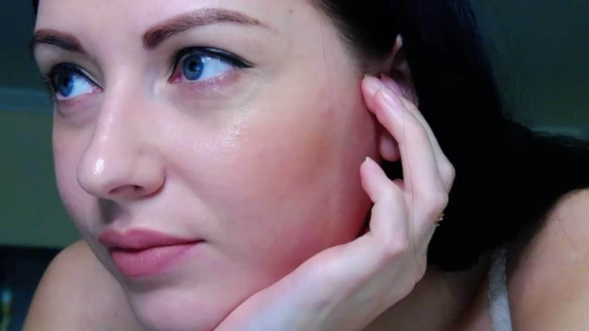 Gallery image thumbnail from Ur_kittycat's myfreecams stream on, 02/27/2023, 16:59 image 14 of 20