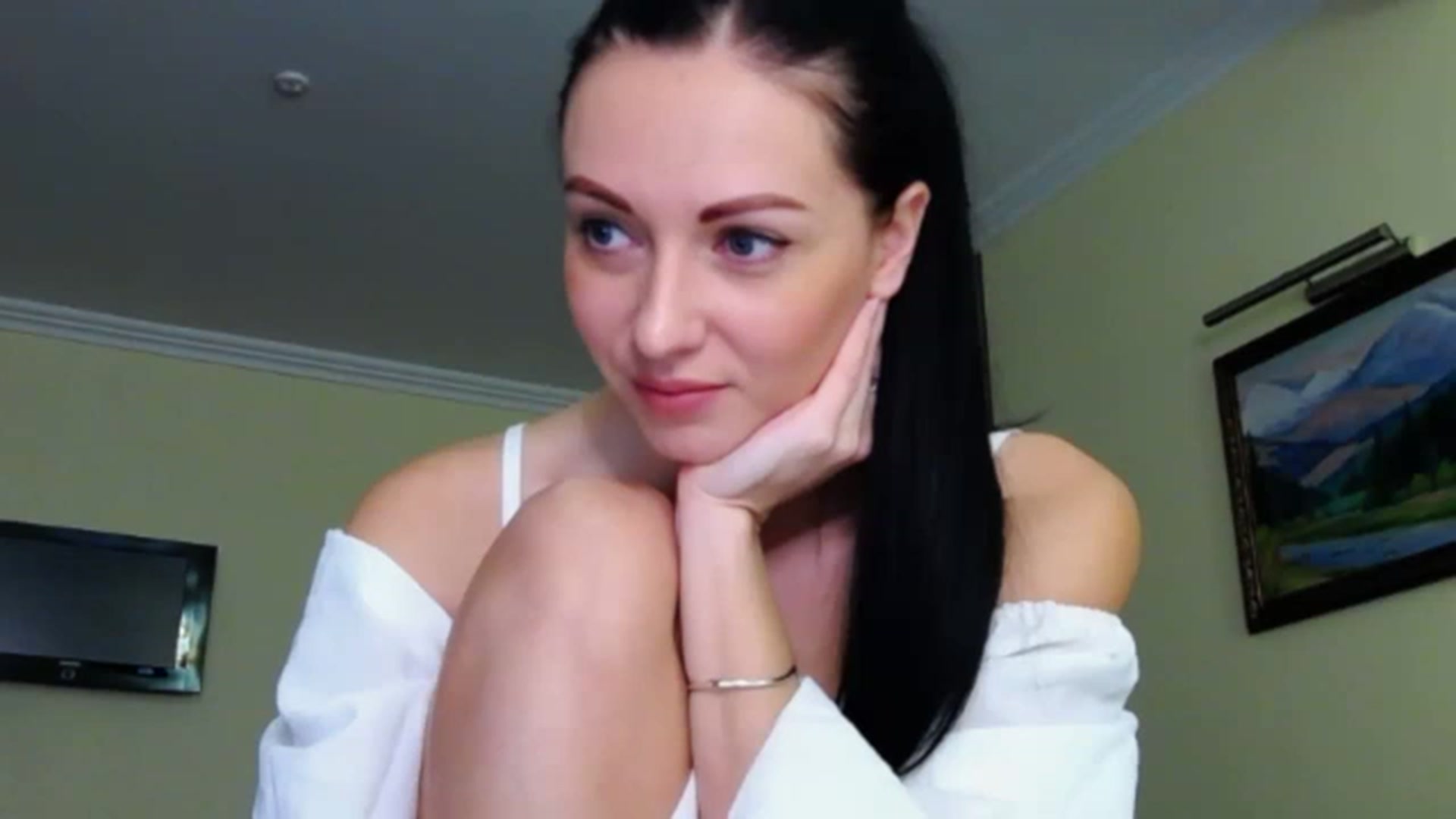 Gallery image thumbnail from Ur_kittycat's myfreecams stream on, 02/28/2023, 16:43 image 16 of 20