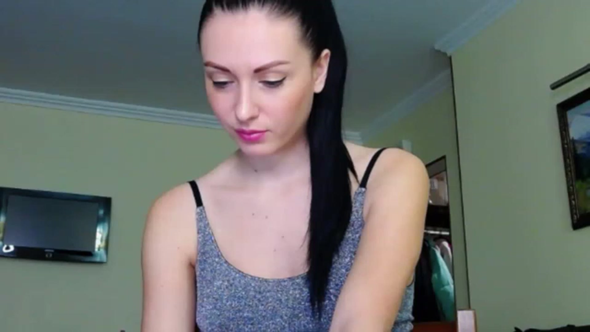 Gallery image thumbnail from Ur_kittycat's myfreecams stream on, 03/02/2023, 16:57 image 13 of 20