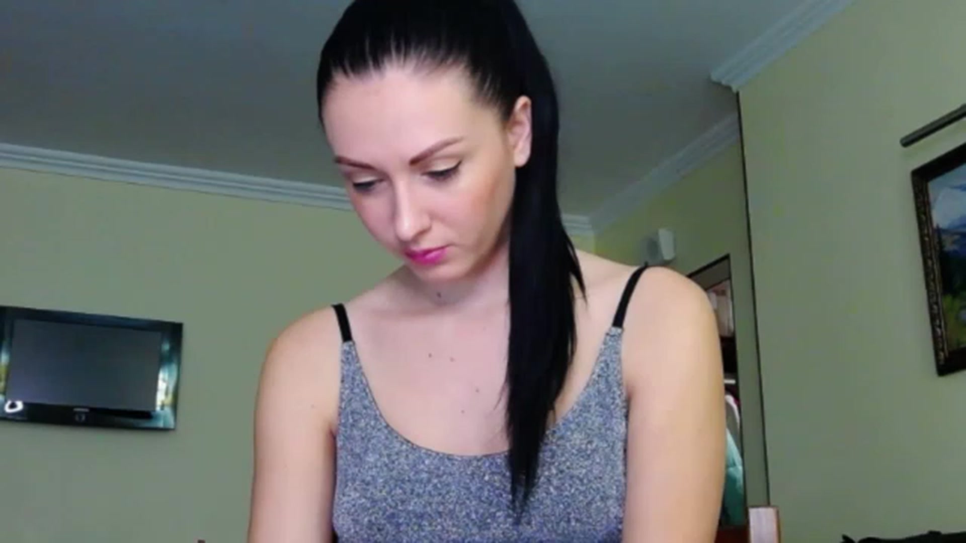 Gallery image thumbnail from Ur_kittycat's myfreecams stream on, 03/02/2023, 16:57 image 14 of 20