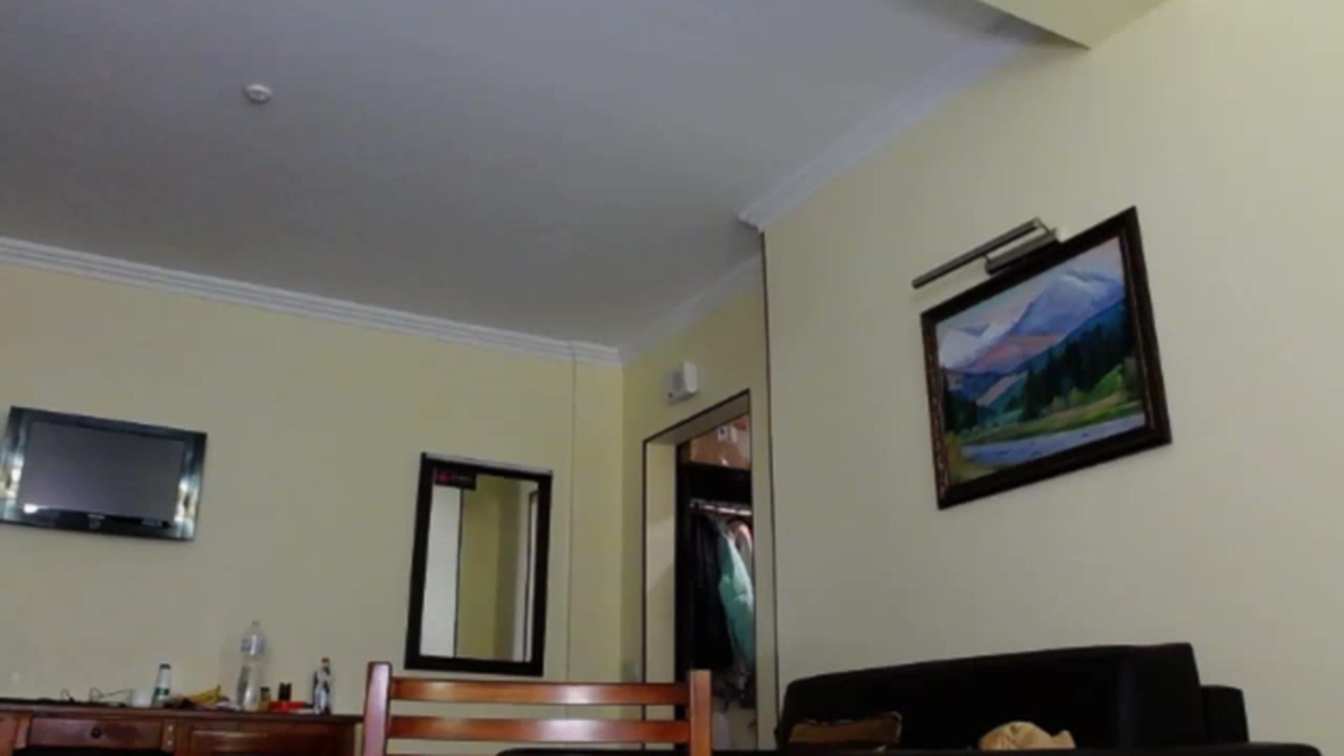 Gallery image thumbnail from Ur_kittycat's myfreecams stream on, 03/04/2023, 17:15 image 12 of 20