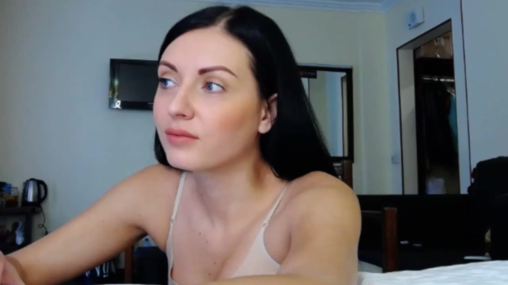 Gallery image thumbnail from Ur_kittycat's myfreecams stream on, 03/06/2023, 15:40 image 11 of 20