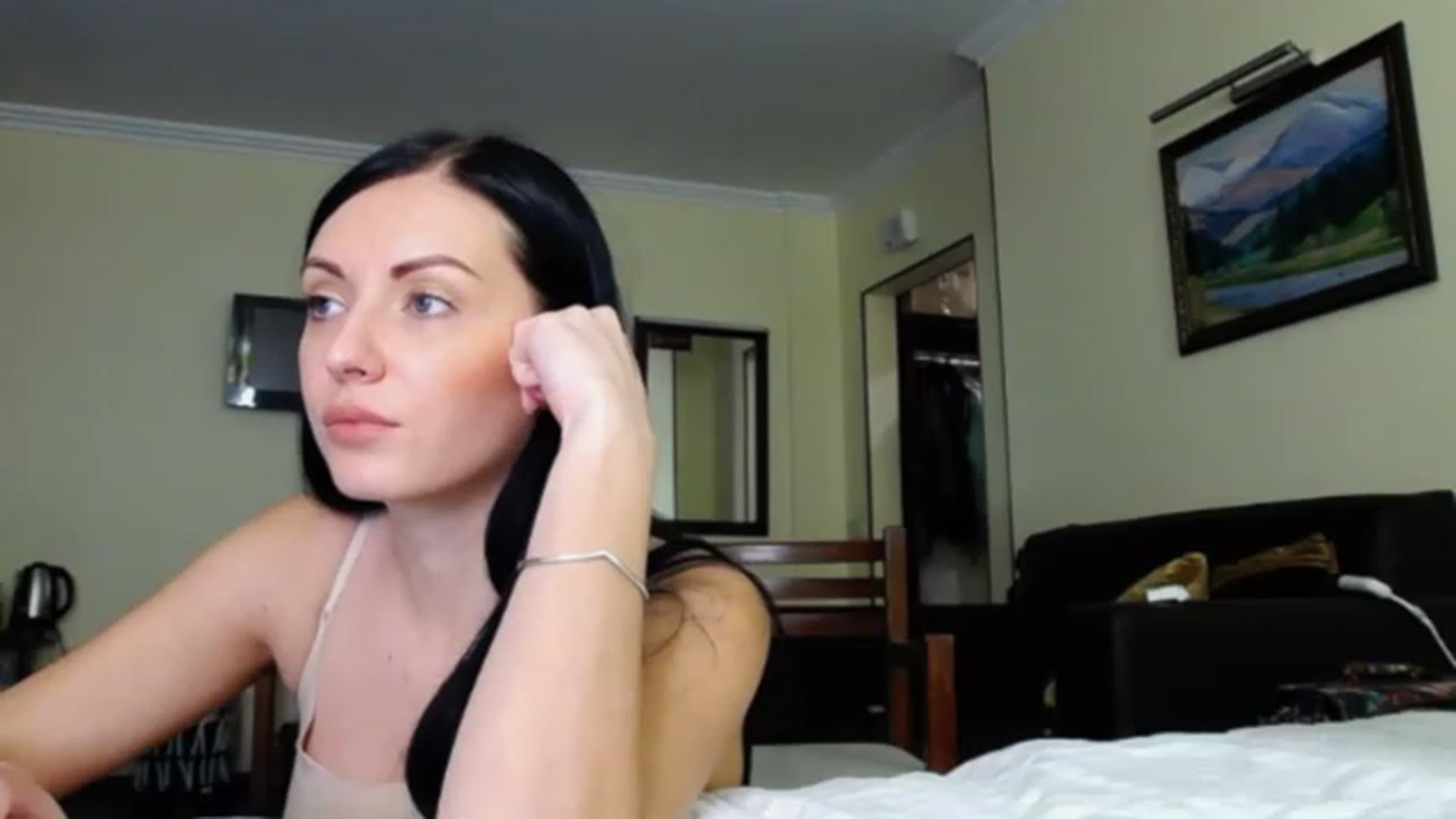 Gallery image thumbnail from Ur_kittycat's myfreecams stream on, 03/06/2023, 16:34 image 18 of 20