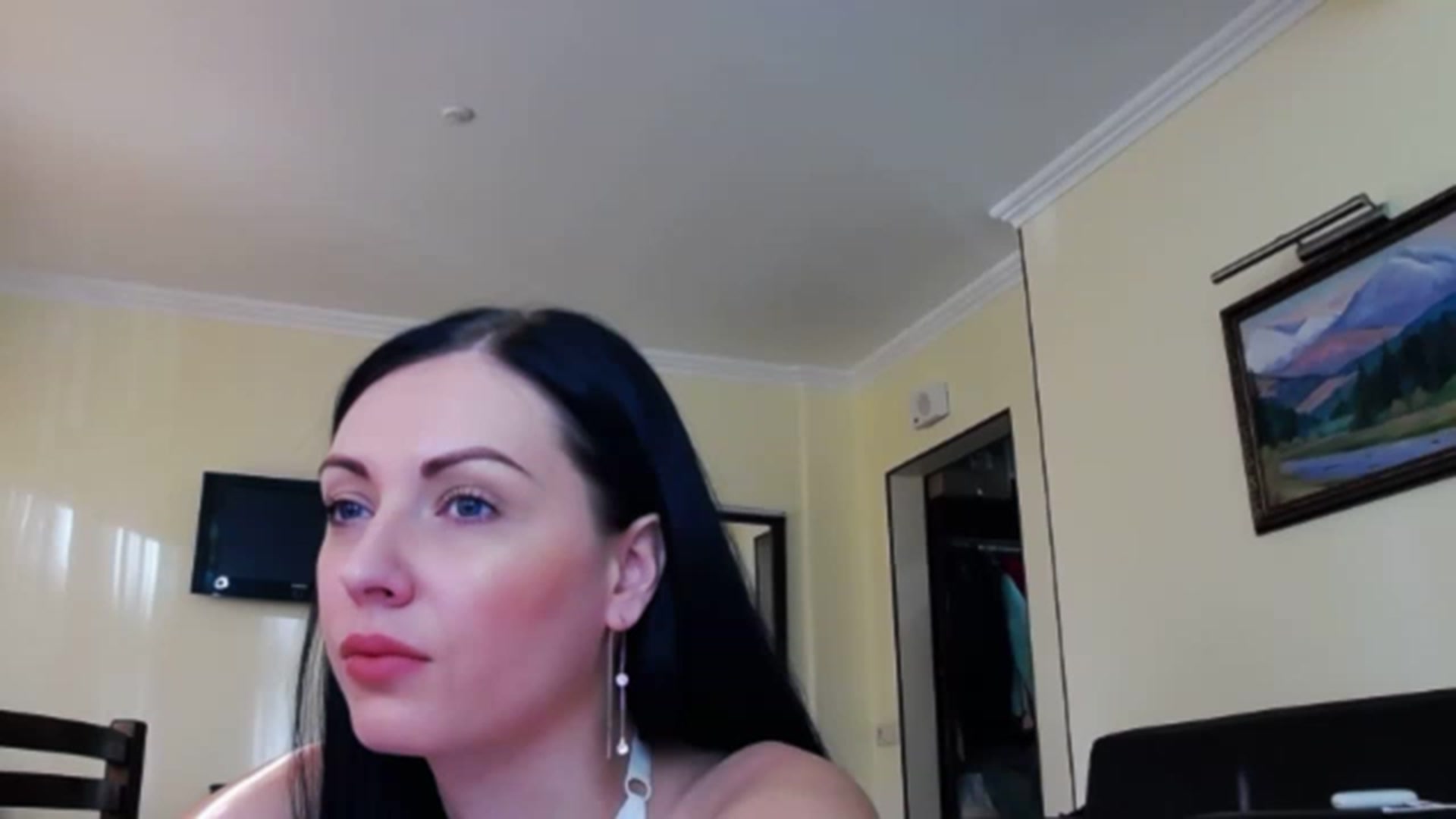 Gallery image thumbnail from Ur_kittycat's myfreecams stream on, 03/18/2023, 15:15 image 9 of 20